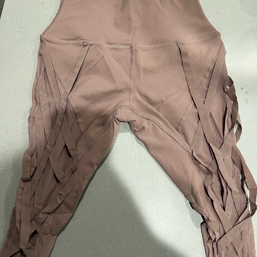 ALO Yoga high-waist wrapped stirrup legging